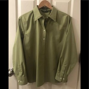 Eddie Bauer - 100% Cotton Wrinkle Resistant Blouse - Large